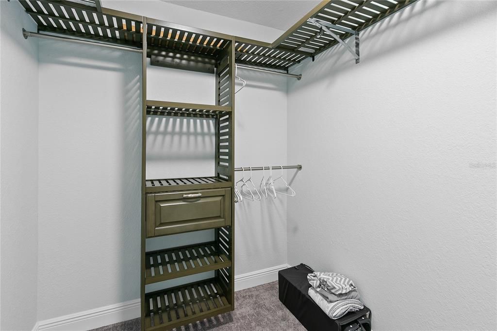 Active With Contract: $1,299,500 (3 beds, 2 baths, 1425 Square Feet)