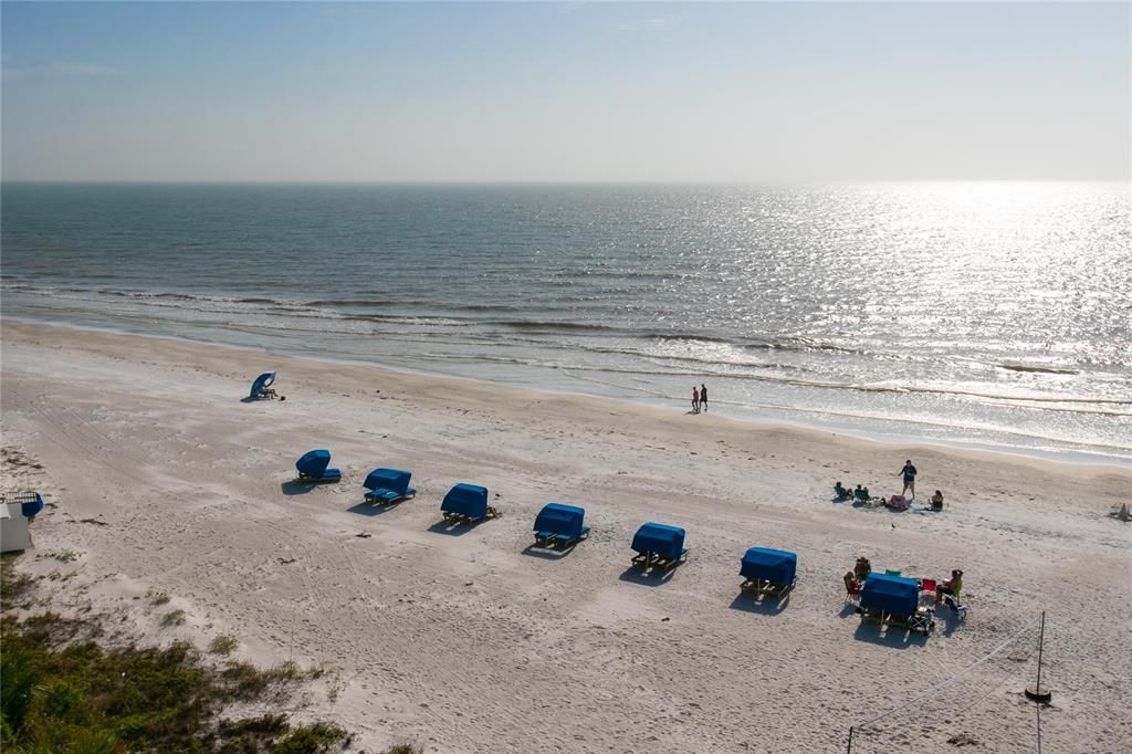 Active With Contract: $1,299,500 (3 beds, 2 baths, 1425 Square Feet)