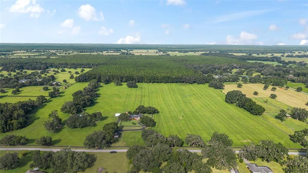 For Sale: $1,699,000 (3 beds, 2 baths, 2530 Square Feet)