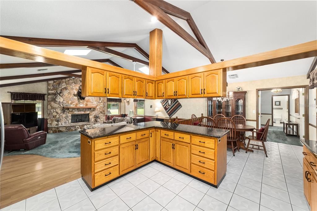 For Sale: $1,699,000 (3 beds, 2 baths, 2530 Square Feet)