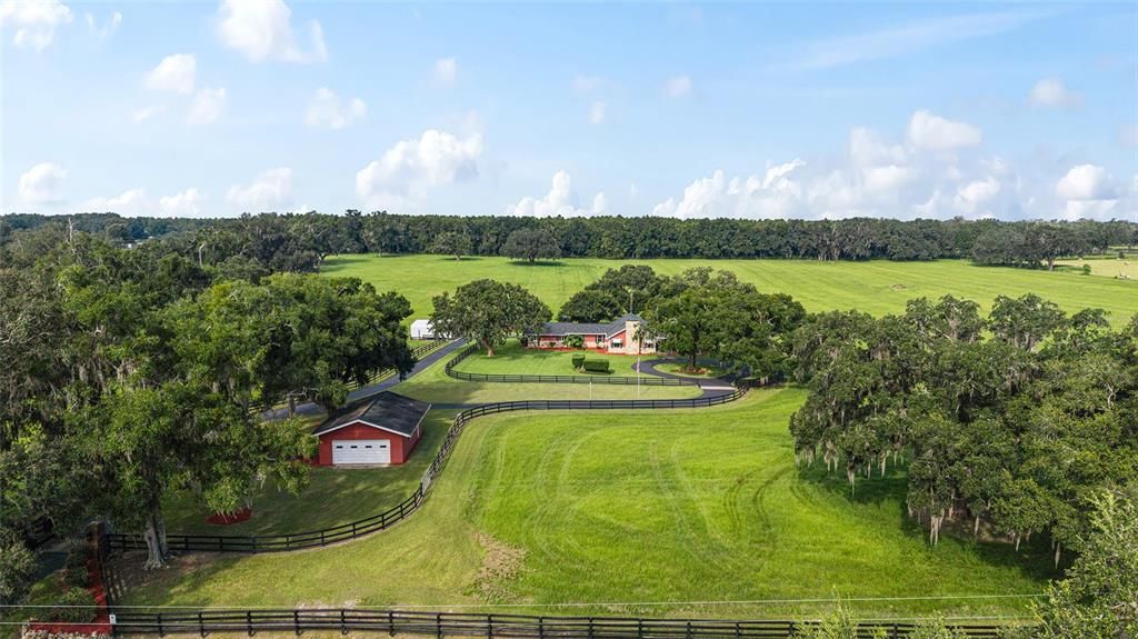 For Sale: $1,699,000 (3 beds, 2 baths, 2530 Square Feet)