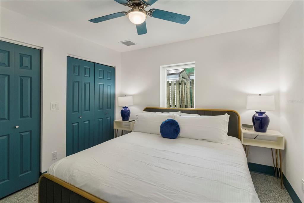 En Venta: $549,000 (5 camas, 3 baños, 2456 Pies cuadrados)