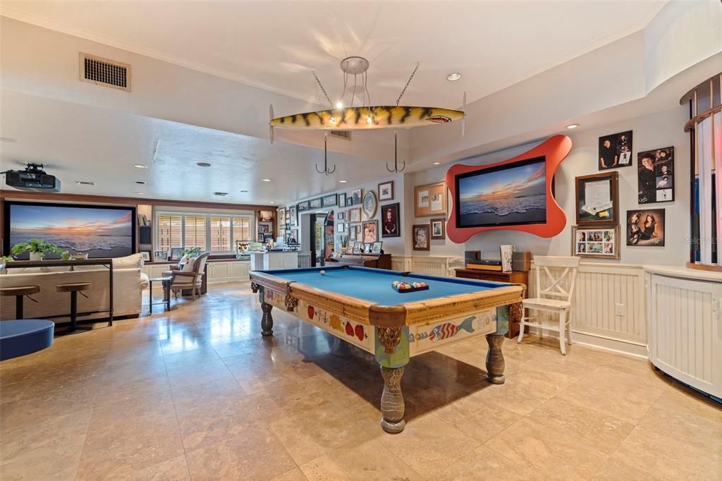 待售: $1,600,000 (5 贝兹, 5 浴室, 4521 平方英尺)