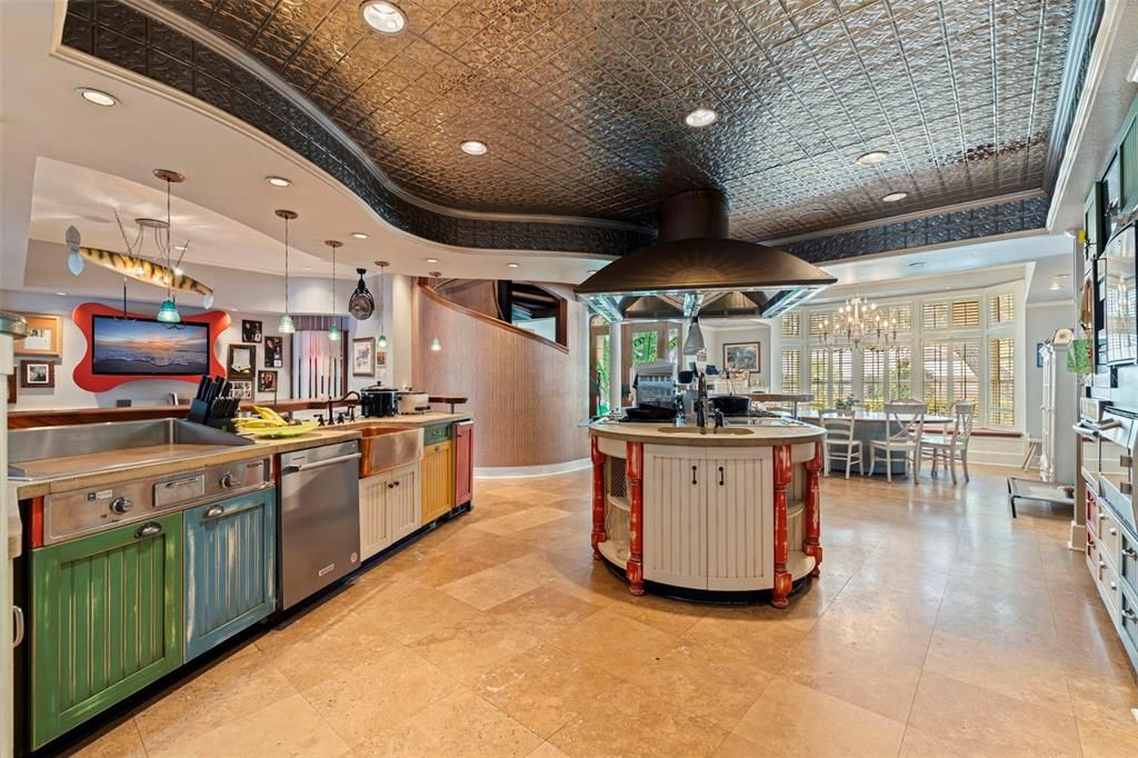 待售: $1,600,000 (5 贝兹, 5 浴室, 4521 平方英尺)