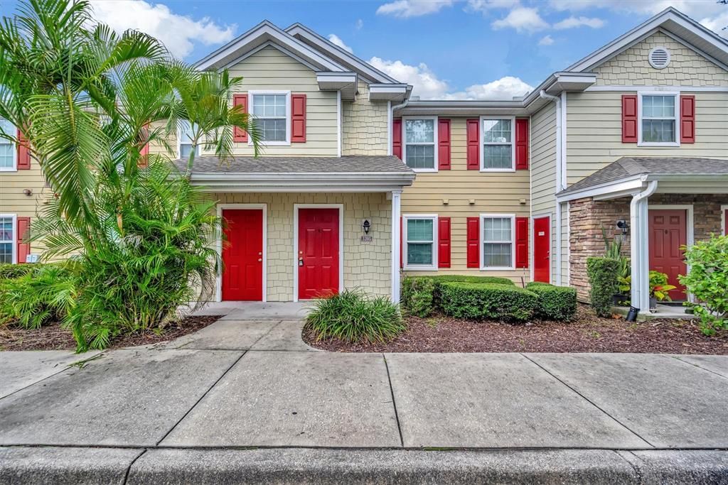 Vendido Recientemente: $160,000 (2 camas, 2 baños, 1000 Pies cuadrados)