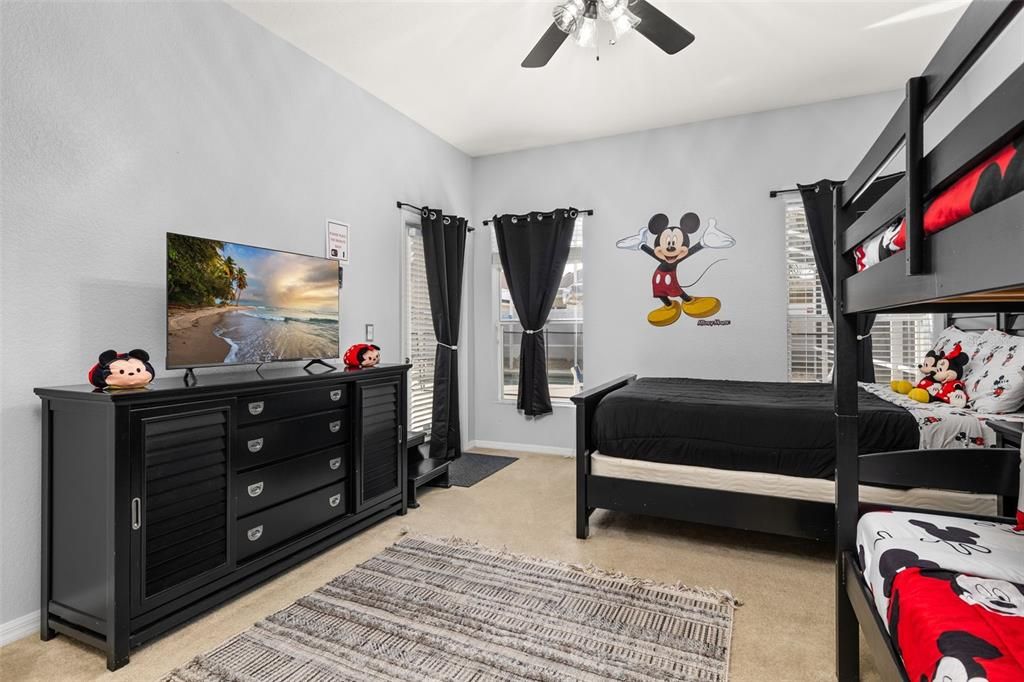 For Sale: $590,000 (5 beds, 3 baths, 3100 Square Feet)