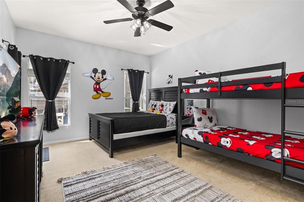 For Sale: $590,000 (5 beds, 3 baths, 3100 Square Feet)