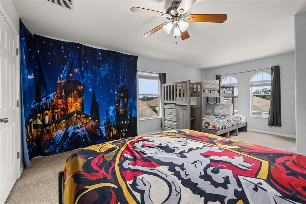 For Sale: $590,000 (5 beds, 3 baths, 3100 Square Feet)