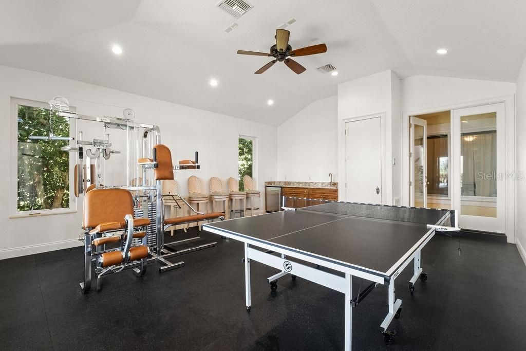 For Sale: $5,900,000 (5 beds, 4 baths, 7491 Square Feet)