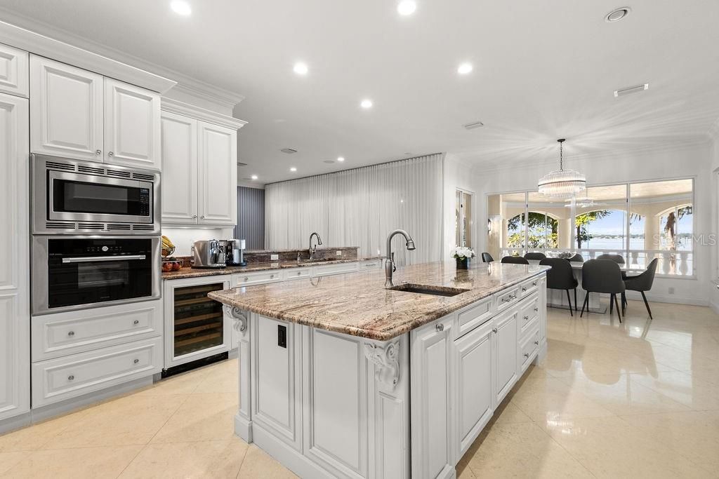 For Sale: $5,900,000 (5 beds, 4 baths, 7491 Square Feet)