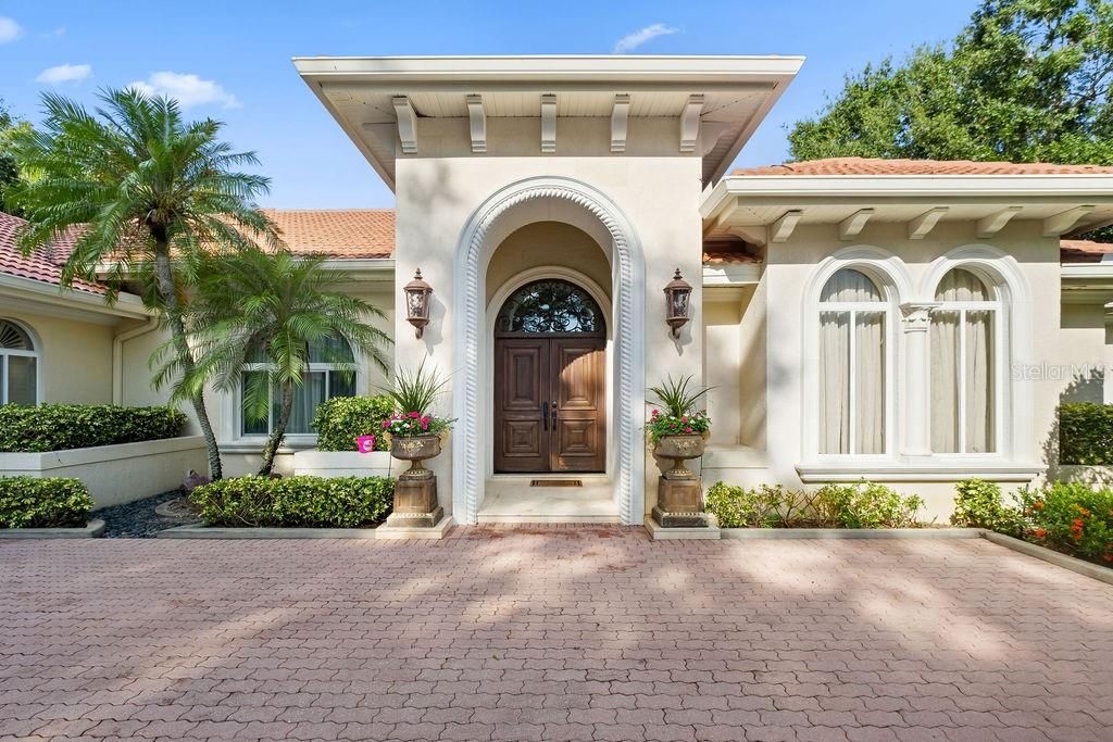 For Sale: $5,900,000 (5 beds, 4 baths, 7491 Square Feet)