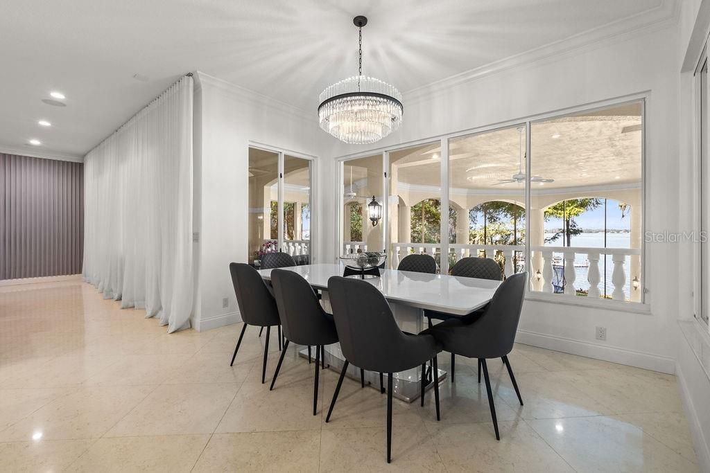 For Sale: $5,900,000 (5 beds, 4 baths, 7491 Square Feet)