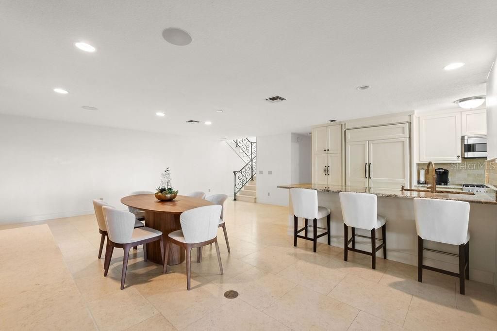 For Sale: $5,900,000 (5 beds, 4 baths, 7491 Square Feet)