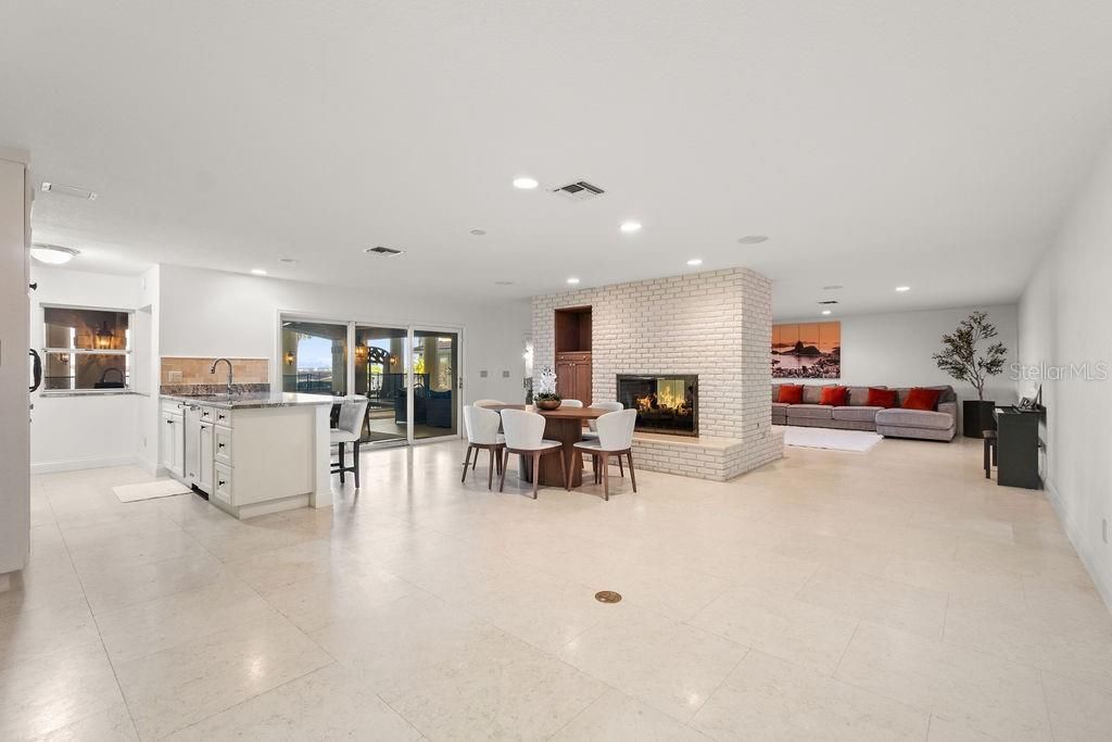 For Sale: $5,900,000 (5 beds, 4 baths, 7491 Square Feet)