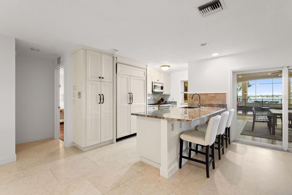 For Sale: $5,900,000 (5 beds, 4 baths, 7491 Square Feet)