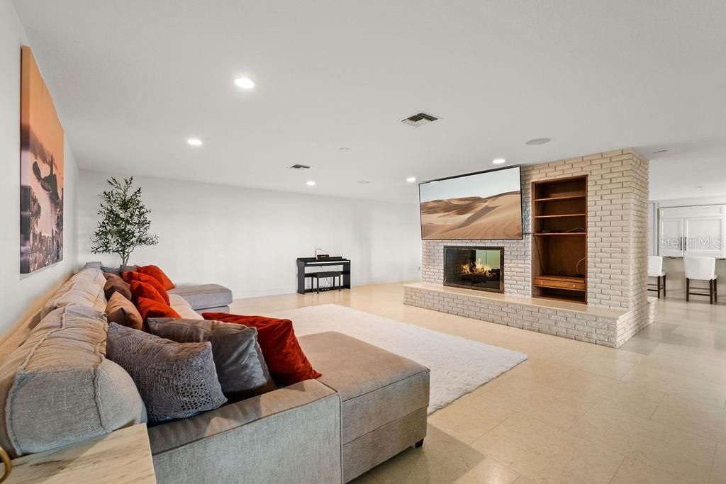 For Sale: $5,900,000 (5 beds, 4 baths, 7491 Square Feet)