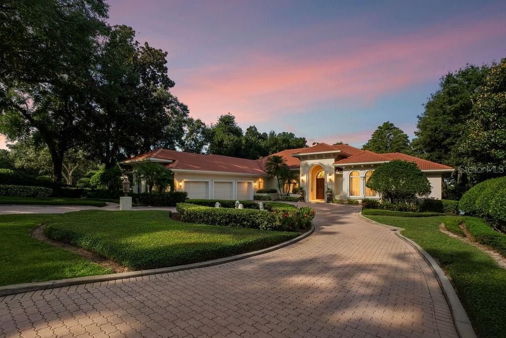 For Sale: $5,900,000 (5 beds, 4 baths, 7491 Square Feet)