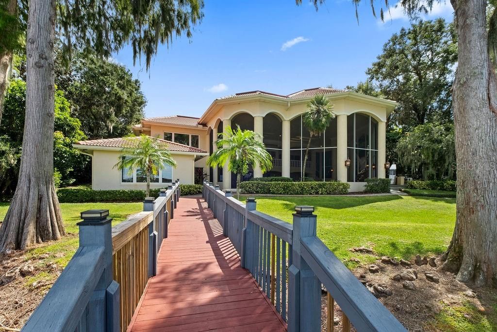 For Sale: $5,900,000 (5 beds, 4 baths, 7491 Square Feet)