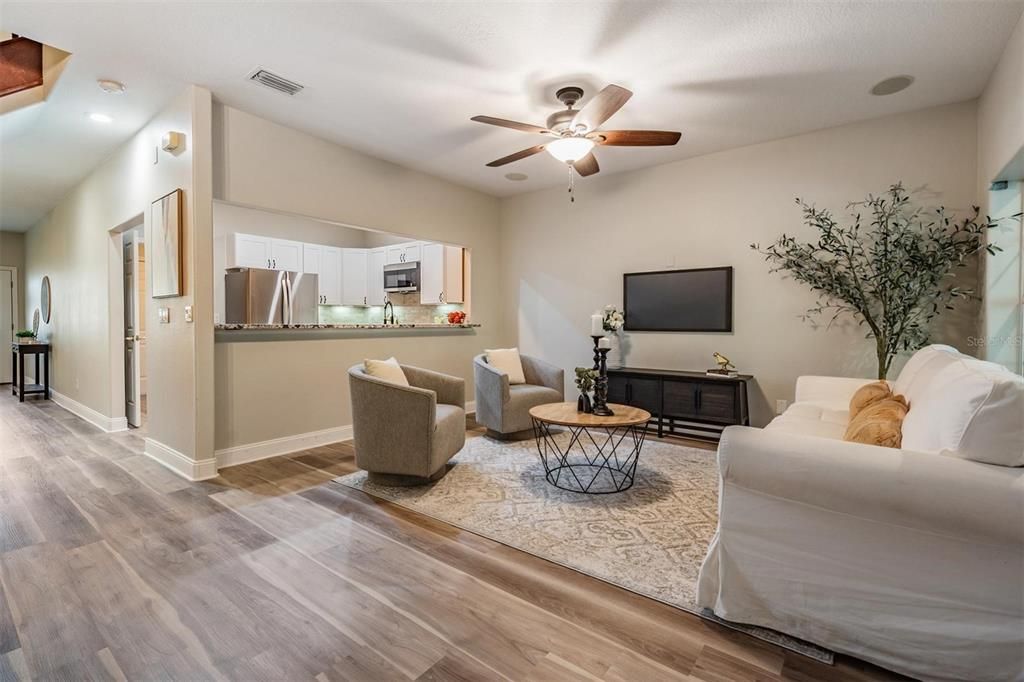 En Venta: $485,000 (3 camas, 2 baños, 2049 Pies cuadrados)