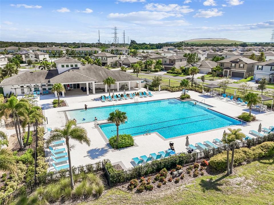 Active With Contract: $390,000 (4 beds, 2 baths, 2109 Square Feet)