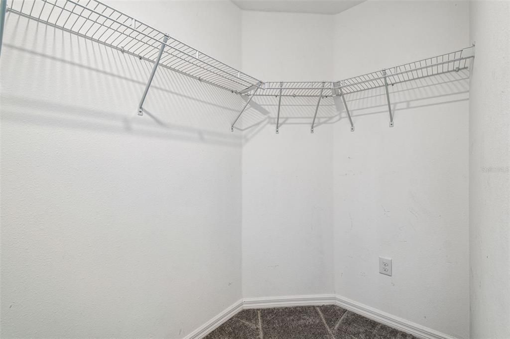 Active With Contract: $390,000 (4 beds, 2 baths, 2109 Square Feet)