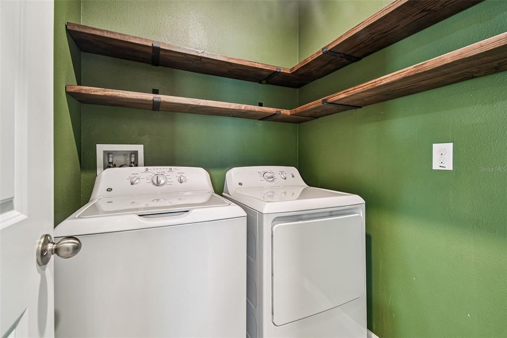 Active With Contract: $390,000 (4 beds, 2 baths, 2109 Square Feet)