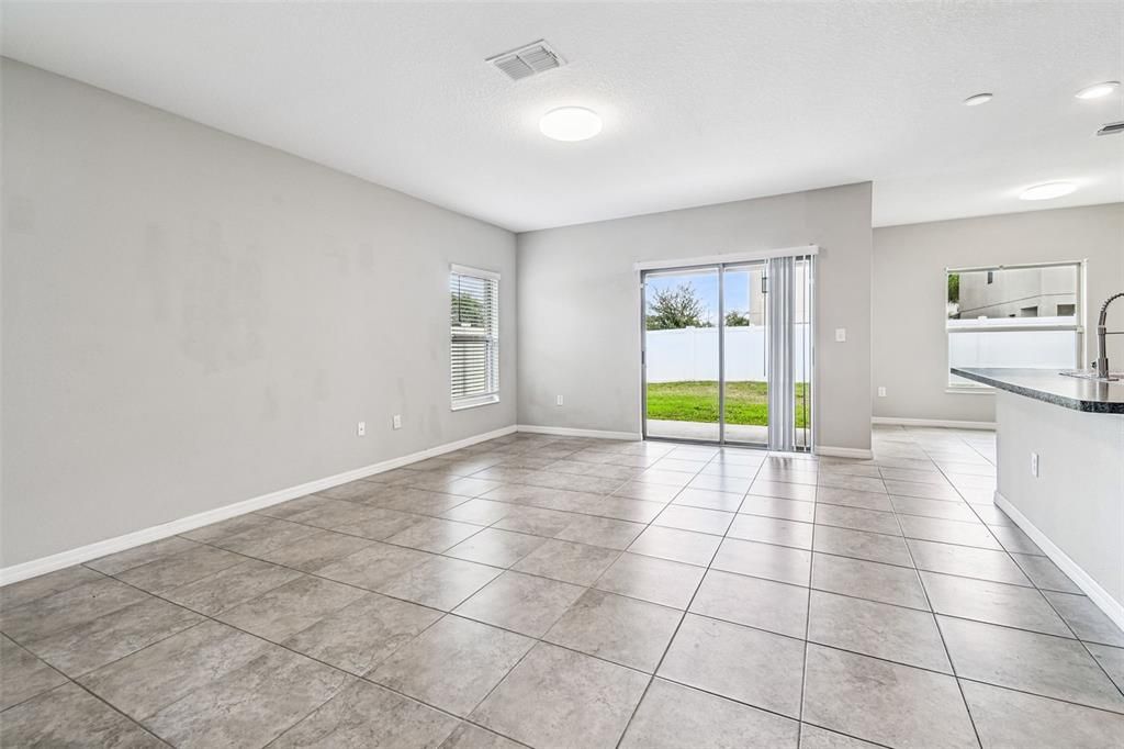 Active With Contract: $390,000 (4 beds, 2 baths, 2109 Square Feet)
