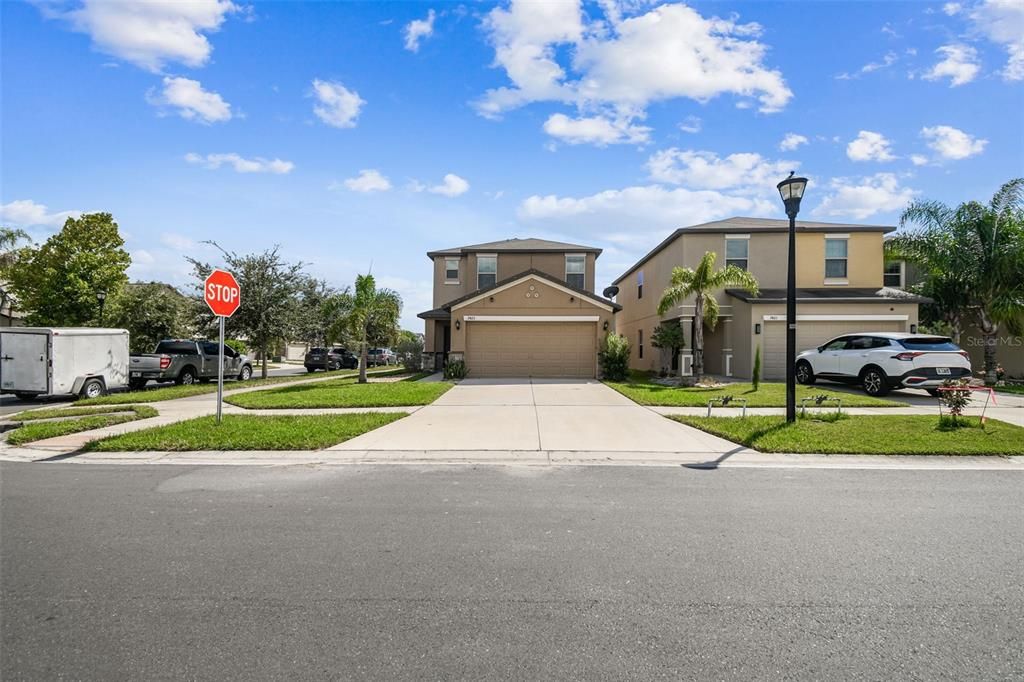 Active With Contract: $390,000 (4 beds, 2 baths, 2109 Square Feet)