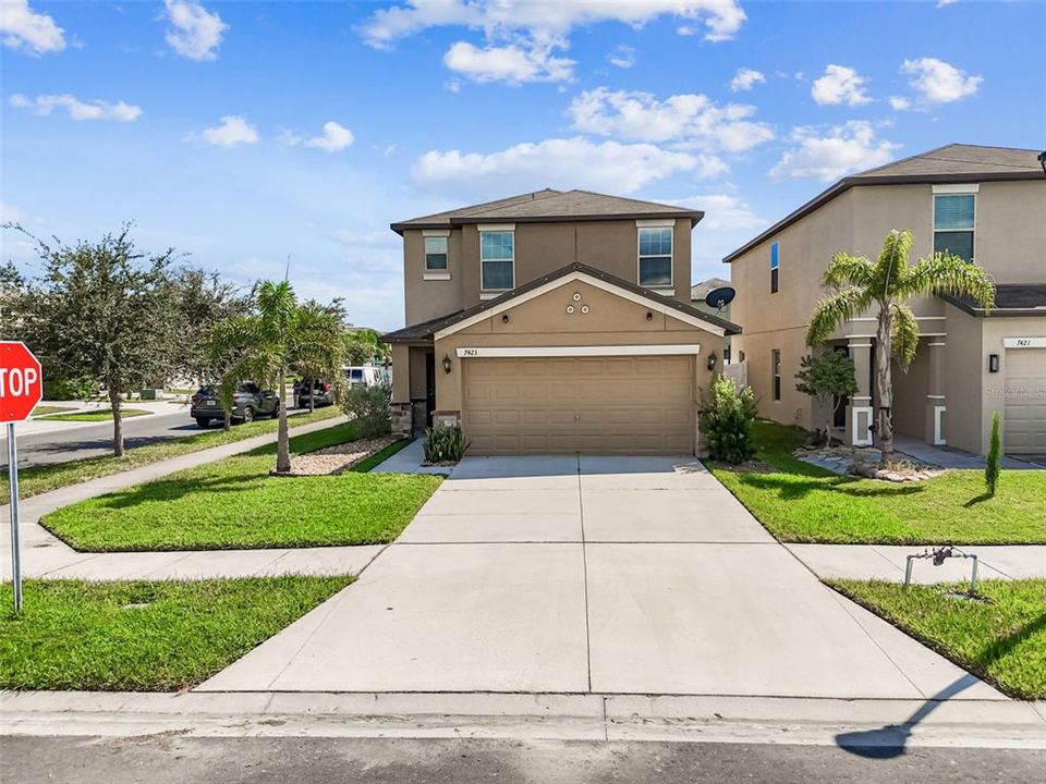 Active With Contract: $390,000 (4 beds, 2 baths, 2109 Square Feet)