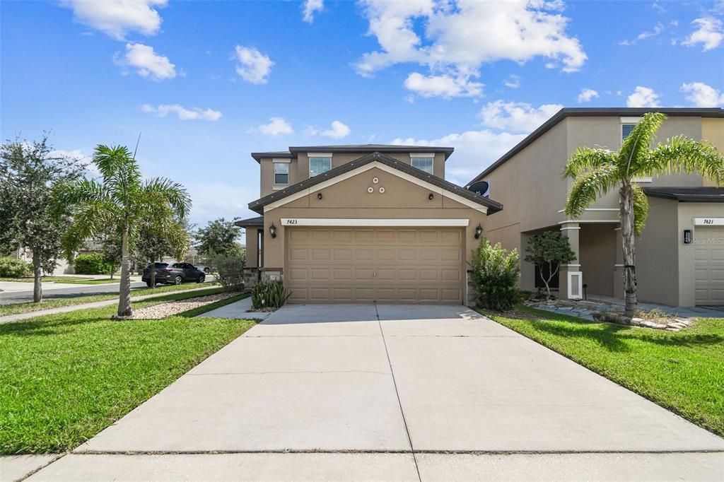 Active With Contract: $390,000 (4 beds, 2 baths, 2109 Square Feet)