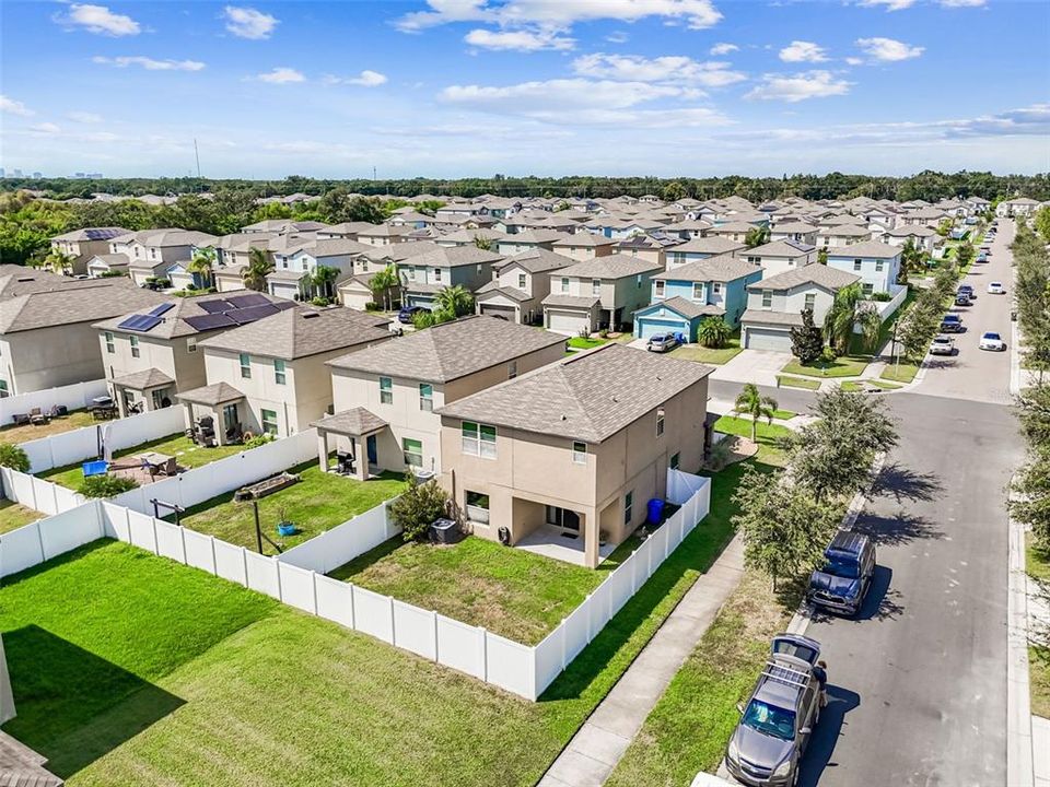 Active With Contract: $390,000 (4 beds, 2 baths, 2109 Square Feet)