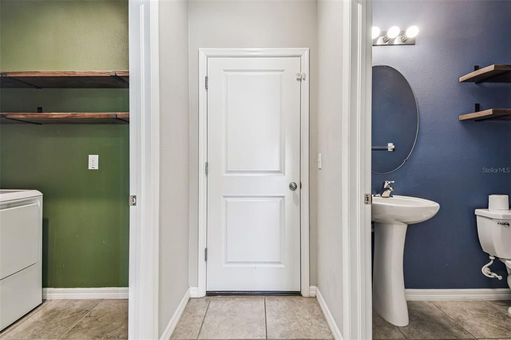 Active With Contract: $390,000 (4 beds, 2 baths, 2109 Square Feet)