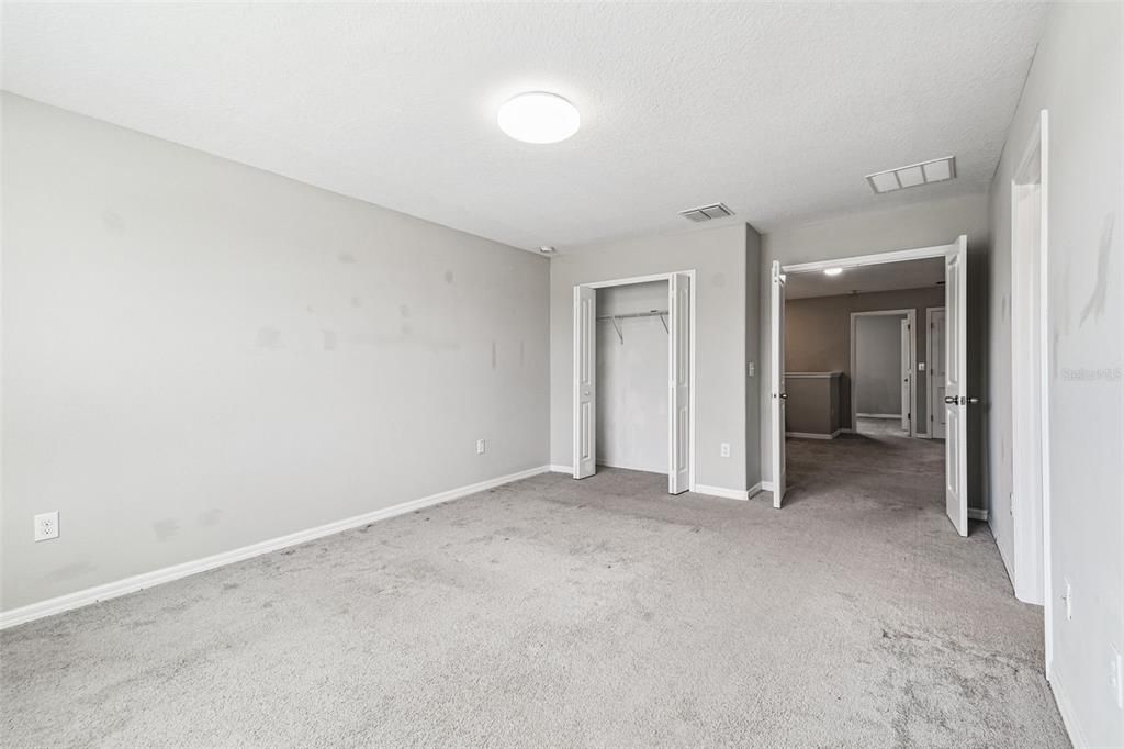 Active With Contract: $390,000 (4 beds, 2 baths, 2109 Square Feet)