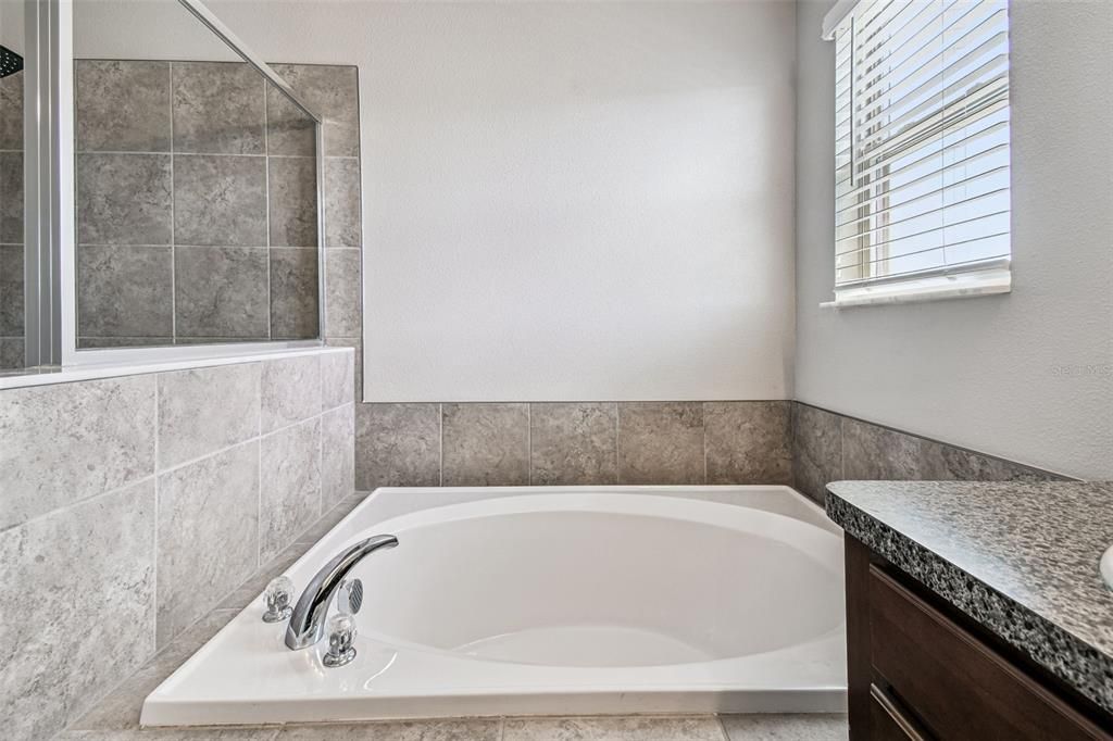 Active With Contract: $390,000 (4 beds, 2 baths, 2109 Square Feet)