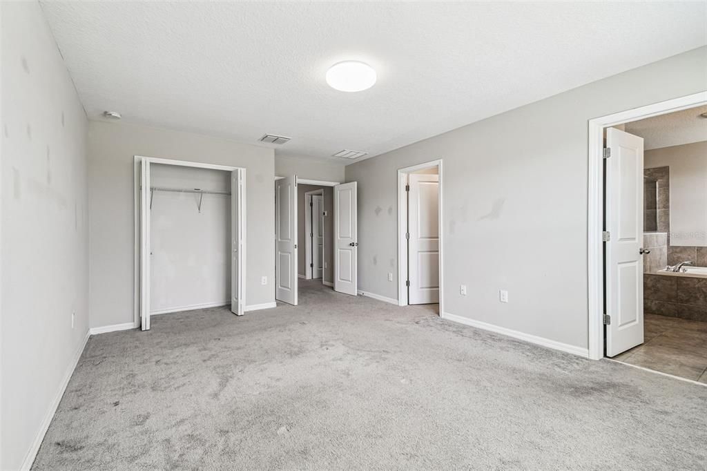 Active With Contract: $390,000 (4 beds, 2 baths, 2109 Square Feet)