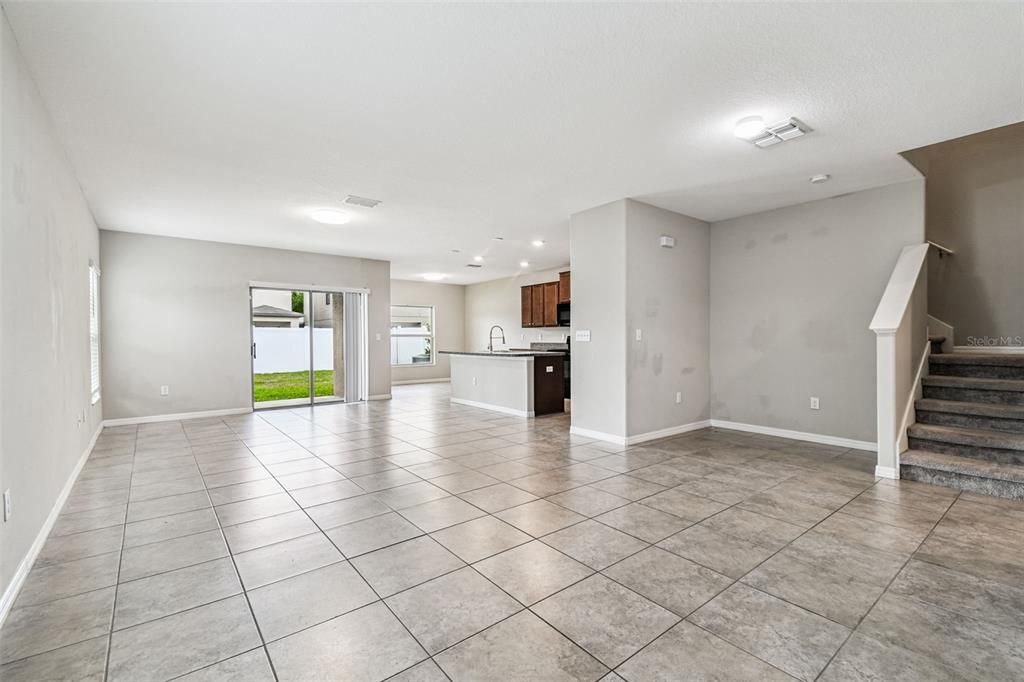 Active With Contract: $390,000 (4 beds, 2 baths, 2109 Square Feet)