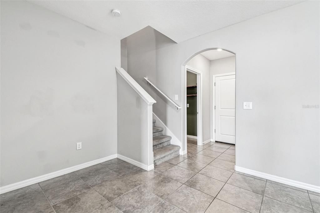 Active With Contract: $390,000 (4 beds, 2 baths, 2109 Square Feet)