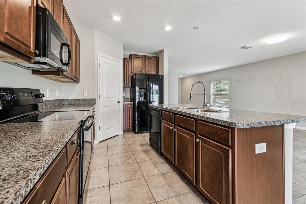 Active With Contract: $390,000 (4 beds, 2 baths, 2109 Square Feet)