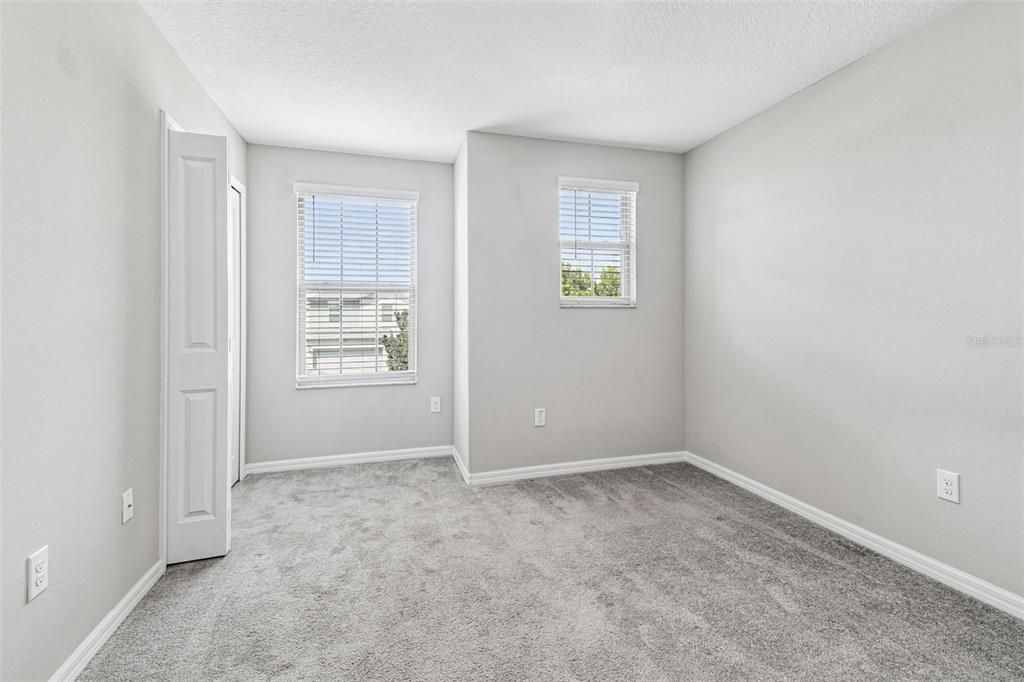 Active With Contract: $390,000 (4 beds, 2 baths, 2109 Square Feet)