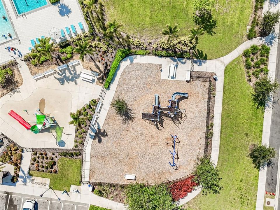 Active With Contract: $390,000 (4 beds, 2 baths, 2109 Square Feet)