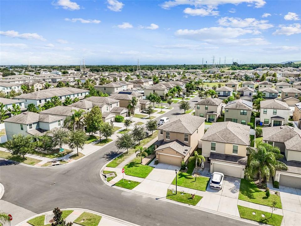 Active With Contract: $390,000 (4 beds, 2 baths, 2109 Square Feet)