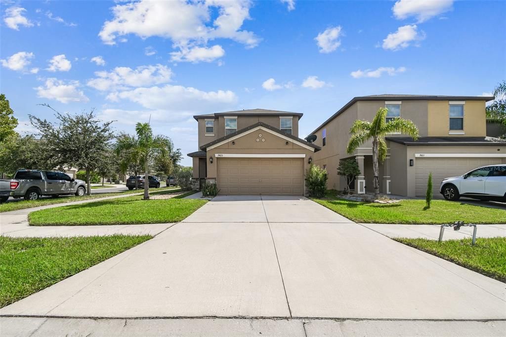 Active With Contract: $390,000 (4 beds, 2 baths, 2109 Square Feet)