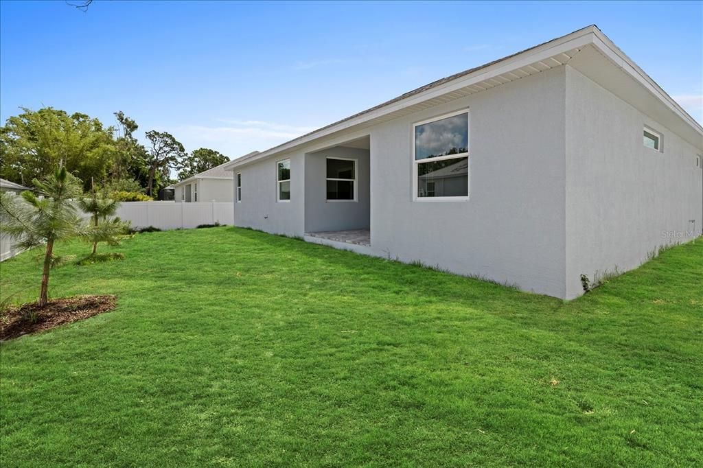 待售: $575,000 (3 贝兹, 2 浴室, 1975 平方英尺)