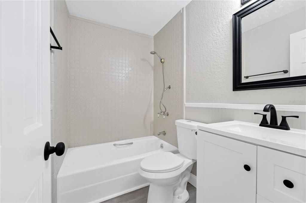 En Venta: $519,000 (4 camas, 3 baños, 3377 Pies cuadrados)