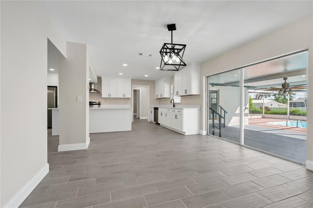 En Venta: $519,000 (4 camas, 3 baños, 3377 Pies cuadrados)