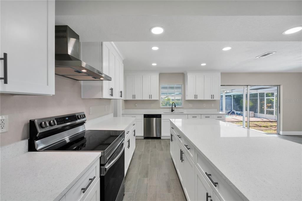 En Venta: $519,000 (4 camas, 3 baños, 3377 Pies cuadrados)