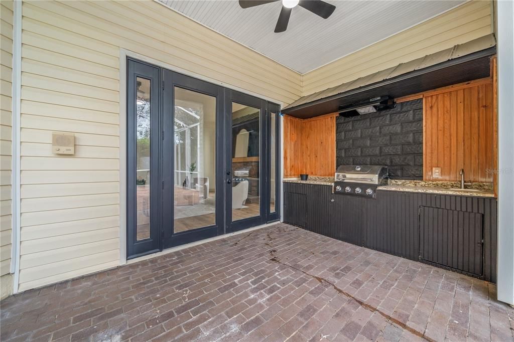 待售: $950,000 (4 贝兹, 3 浴室, 4101 平方英尺)