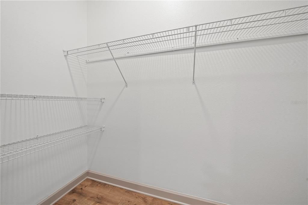 待售: $950,000 (4 贝兹, 3 浴室, 4101 平方英尺)