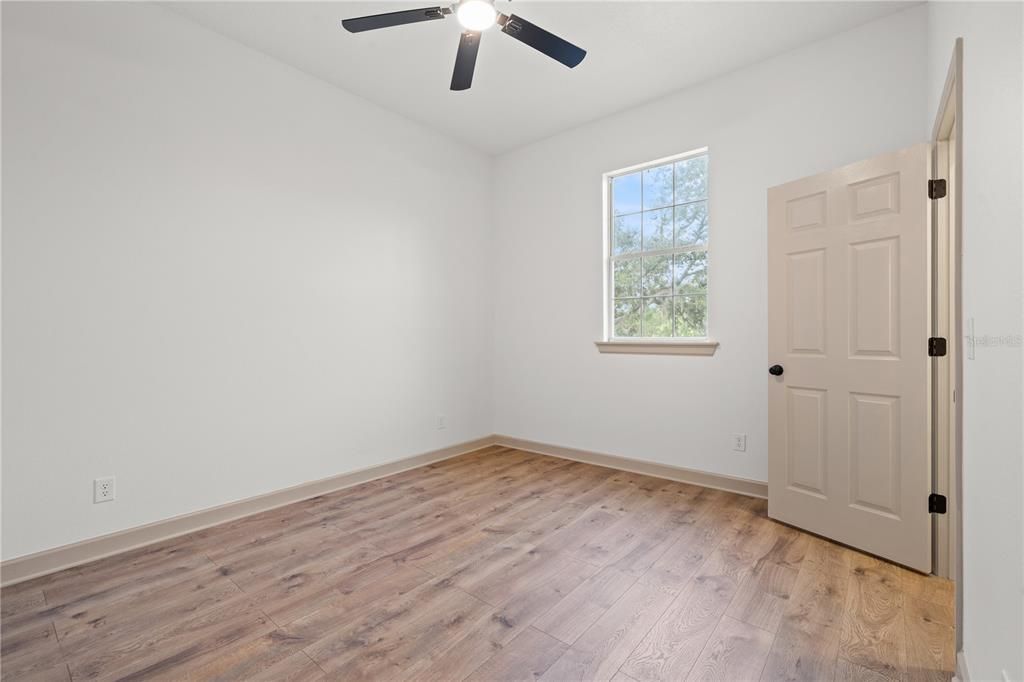 待售: $950,000 (4 贝兹, 3 浴室, 4101 平方英尺)