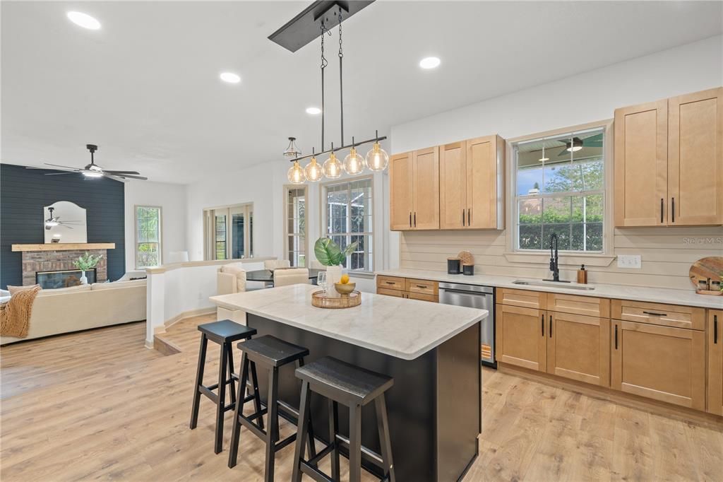 待售: $950,000 (4 贝兹, 3 浴室, 4101 平方英尺)